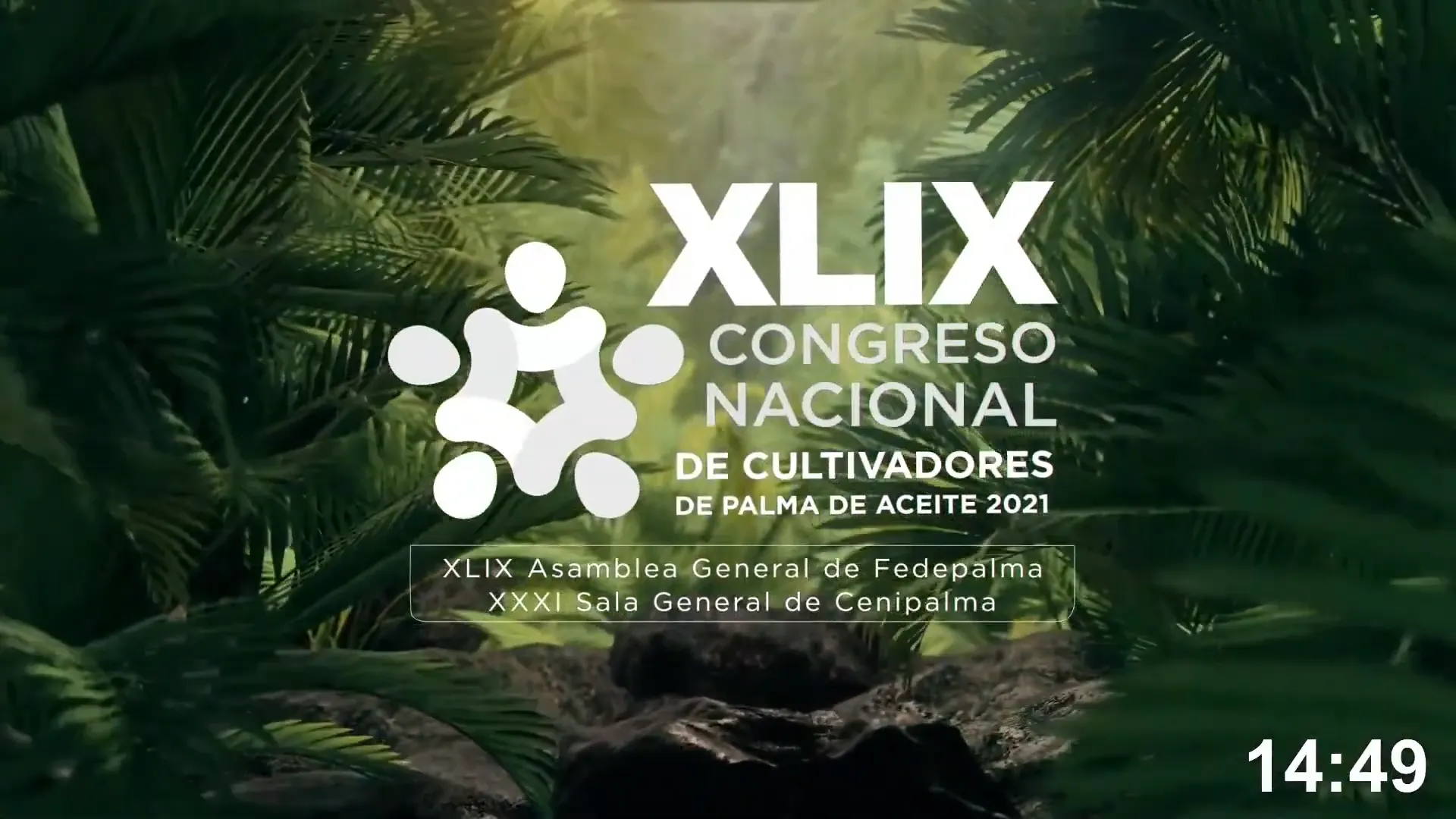 Cartel del "XLIX Congreso Nacional de Cultivadores de Palma de Aceite 2021" superpuesto a una imagen de frondas de palmas y vegetación selvática.